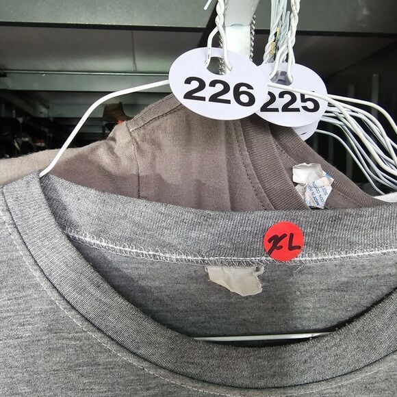 Tshirt Center Gray Graphic Tee Film Crew South East Production  226 - Picture 5 of 5